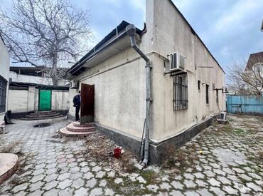 сколько стоит парковочное место: Срочно продается Коммерческое помещение в одном из самых проходных