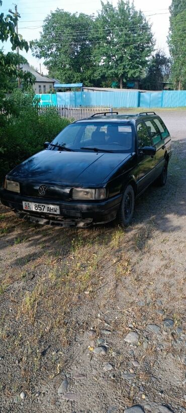 Volkswagen: Volkswagen Passat: 1989 г., 1.8 л, Механика, Бензин, Универсал