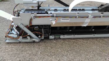 Druga oprema za računare i laptopove: Prodajem delove plotera HP DesignJet 110. Za konkretan deo pitajte — 11