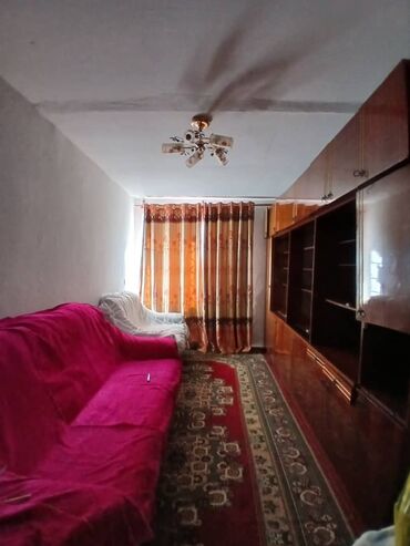 дом квартира берилет: 2 комнаты, 53 м², 1 этаж, Старый ремонт