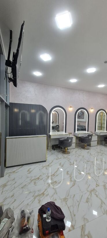 Salon masaları: Yeni, Makiyaj üçün masa, Güzgülü — 4