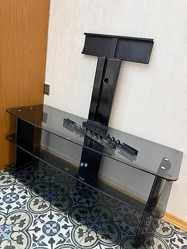 ucuz kitab rəfləri: Real alıcı ilə qiymətdə razılaşa bilerik. Şüşə TV stendi və montaj — 2