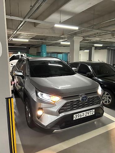 Toyota: Toyota RAV4: 2019 г., 2.5 л, Вариатор, Гибрид, Кроссовер — 11