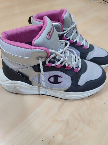 Women's Sneakers and athletic shoes: Champion, 38 — 5