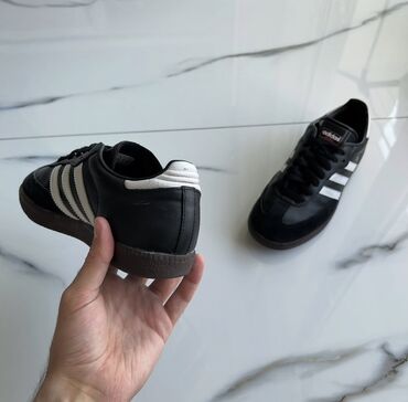 женские кроссовки adidas bounce: Adidas, Размер: 37, цвет - Черный, Б/у