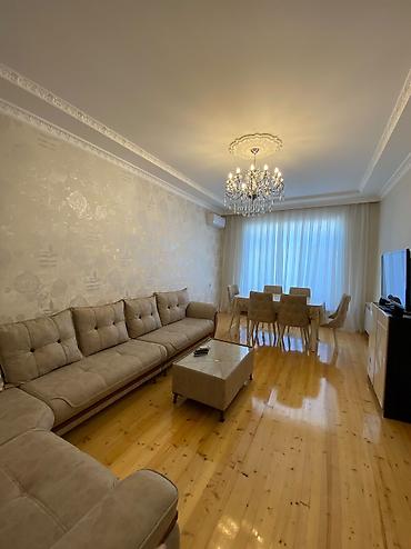 Həyət evləri və villalar: Ramanada əsas yoldan 70 m aralı yerləşən mülkiyyət satılır: 4 otaq — 2