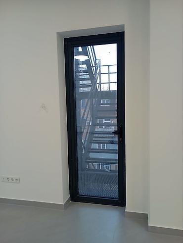 Аренда офисов: Аренда офисов, 73 м², В бизнес центре, С видом на горы, С отдельной кухней, С отдельным сан узлом — 14