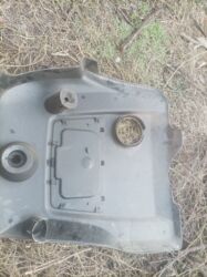 кийиз чехол: Продаю декоративная крышка двигателя
Гольф4 бора
1.9тди