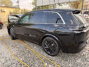byd e2 2025: Lixiang L8: 2023 г., 1.5 л, Электромобиль, Кроссовер — 4