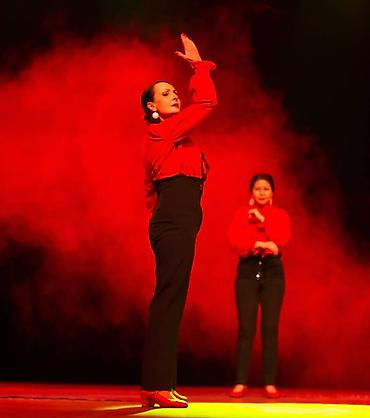 Другие услуги в сфере красоты и здоровья: Театр-студия фламенко "Эсмеральда" начинает набор в группу фламенко с — 7