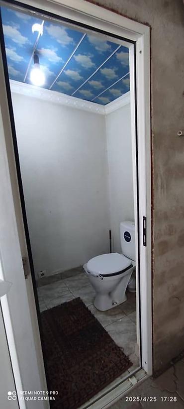 Продажа коттеджей и домов: 5 комнат, 162 м², 9 соток, Бишкек, Собственник — 9
