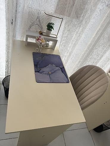 salon dolab: Düz masa, Siyirməsiz, Polkalı, Laminat — 3