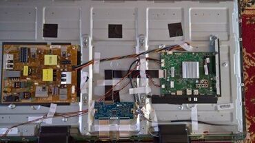 Aksesoari za TV i video: Philips 43pus6262 u delovima 715G8709-M0E-B00-005K Main board Power na lalafo.rs — 2 Aksesoari za TV i video: Philips 43pus6262 u delovima 715G8709-M0E-B00-005K Main board Power — 2