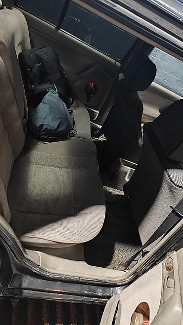 Volkswagen: Volkswagen Vento: 1993 г., 1.8 л — 11