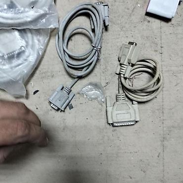 iphone adaptoru: RS-232/Serial bağlantı dəstləri Məhsul tərkibi: - 9-pin DB9 serial — 3