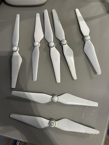 Дроны: DJI Phantom (серия Phantom 4) квадрокоптер с камерой и стабилизатором — 12