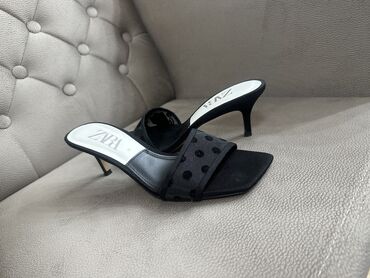 gde kupiti ugg čizme u beogradu: Fashion slippers, Zara, 38