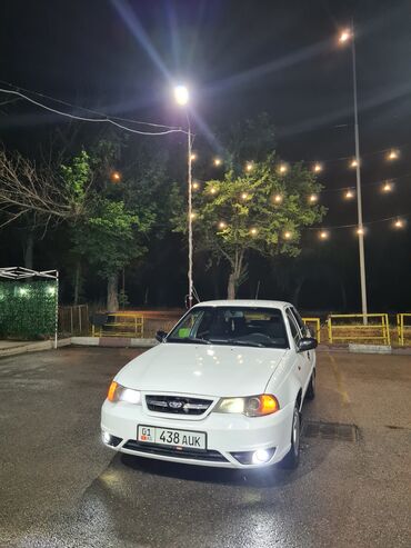 Daewoo: Daewoo Nexia: 2011 г., 1.5 л, Механика, Бензин, Седан