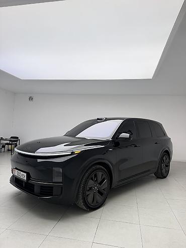 голова тандем продам: Lixiang L9: 2022 г., 1.5 л, Автомат, Электромобиль — 1