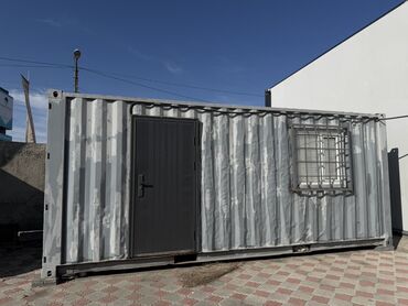 готовый дом контейнер: Жилой контейнер-бытовка с санузлом и душем 📏 Площадь — 2.4 м × 6 м ✨