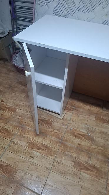 komputer masalari: Kompüter masası, İşlənmiş, Açılmayan, Kvadrat masa — 1