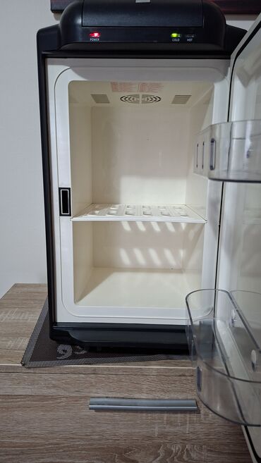 Frižideri: Mini frižider/grejač sa termoelektričkim hlađenjem i zagrevanjem - — 6