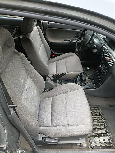 210 cdi: Mazda 626: 1992 г., Механика, Седан — 1