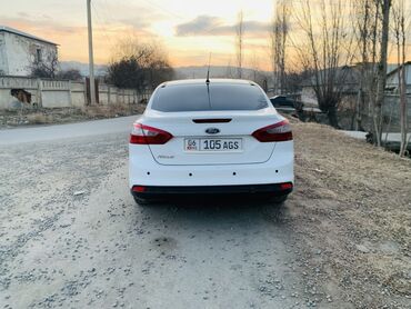 Ford: Ford Focus: 2012 г., 1.6 л, Механика, Бензин, Седан — 4