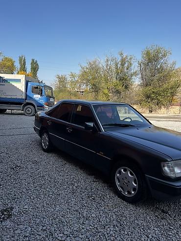 мереке авто: Mercedes-Benz W124: 1991 г., 2.3 л, Кол менен иштөөчү, Бензин, Седан — 3