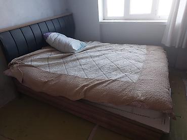 Кровати: Taxt problemi odurki ayaq tərəfi yerindən çıxıb boltla yerinə — 1