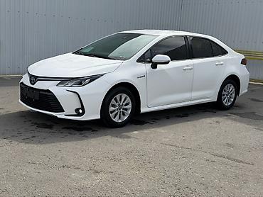 гибрид лабо: Toyota Corolla: 2022 г., 1.8 л, Вариатор, Гибрид, Седан — 2