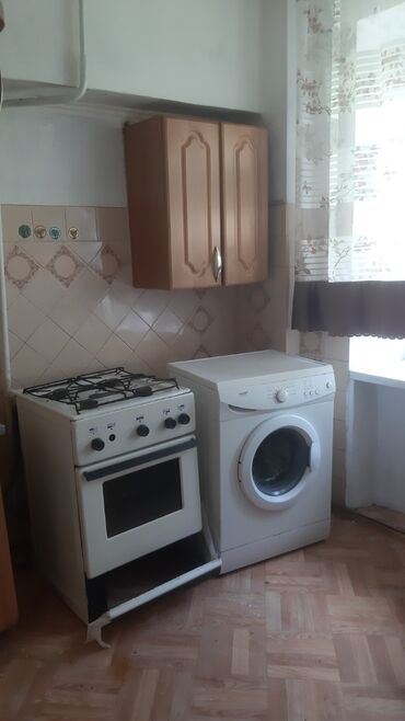 продается 2 ком кв город каракол: 2 комнаты, 43 м², Индивидуалка, 4 этаж, Косметический ремонт