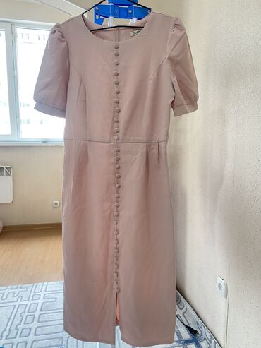 розовое платье с: Кече көйнөгү, M (EU 38), L (EU 40)