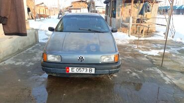 фольксваген мултивен: Volkswagen Passat: 1988 г., 1.8 л, Механика, Бензин, Седан