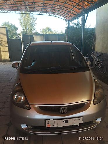 fit 2004: Honda Fit: 2002 г., 1.3 л, Автомат, Бензин, Хэтчбэк — 3