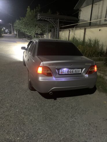 купить авто с кореи бу: Daewoo Nexia: 2012 г., 1.5 л, Механика, Бензин, Седан