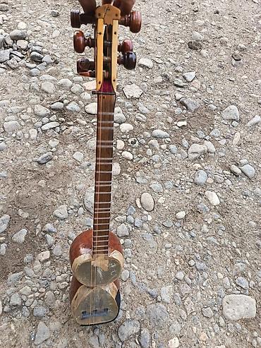 audio sistem: Xalq çalğı aləti – kamança tipli simli alət - Korpus: İki hissəli — 1