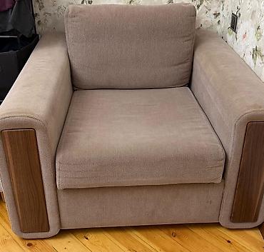 Rahat oturacaq kreslo - Rəng: bej/şamlı ton - Material: yumşaq lalafo.az -da Rahat oturacaq kreslo - Rəng: bej/şamlı ton - Material: yumşaq