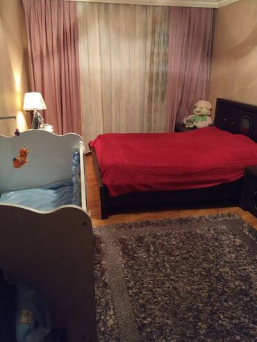 Uzunmüddətli kirayə mənzillər: Neftçilər metrosuna yaxın Baksel arenaya yaxin 5 mertebeli binanın — 2