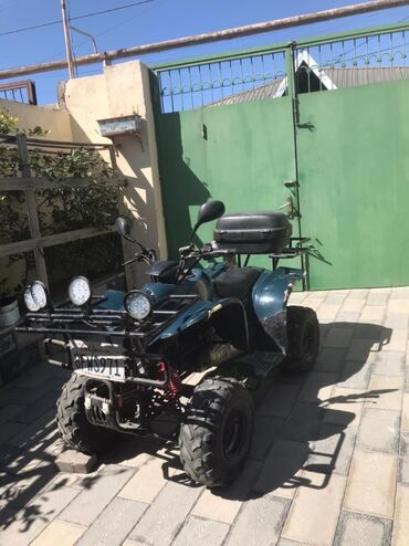 4 təkərli motor: Matoru deysilib 250 kubluq qoyulub senet teleb olunmur xoda sur yag