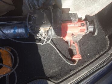 эксцентриковая машинка: Установка алмазного бурения Hilti DD 160 предназначена для сверления
