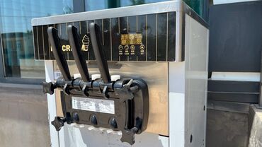 оборудование для выпечки булочек: Аппарат для производства мороженое продаю срочно звоните