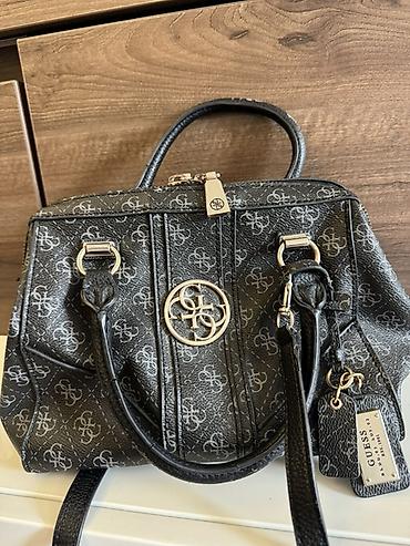 mona kragujevac: GUESS ženska torba, crna sa monogram printom (četiri G logotipa po — 2