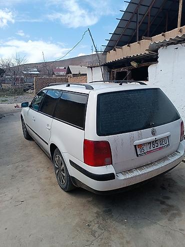 салон машины: Volkswagen Passat Variant: 1999 г., 1.6 л, Механика, Бензин, Универсал — 5