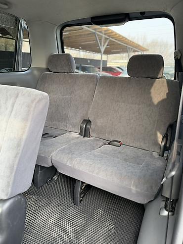 Toyota: Toyota Voxy: 2005 г., 2 л, Автомат, Бензин, Минивэн — 6