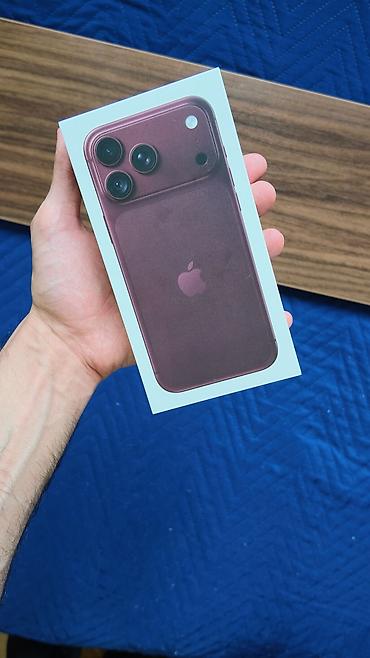 iphone 143: IPhone 16 Pro Max, 256 GB, Bordo — 1
