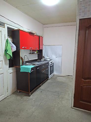сниму посуточно: Сдаётся простая меблированная комната с отдельной кухней. для — 4