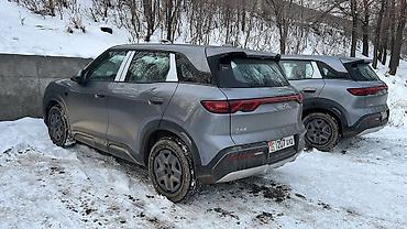 BYD: BYD : 2025 г., 5.5 л, Автомат, Электромобиль, Кроссовер — 12