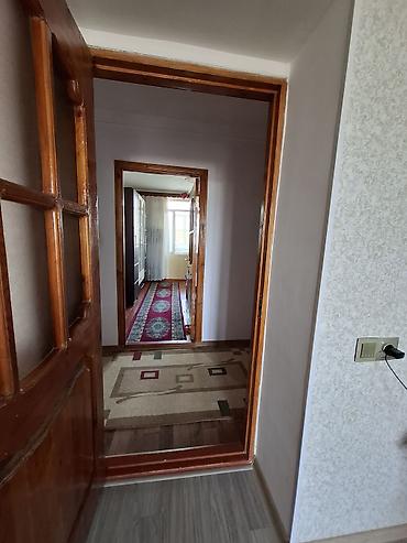 ramana qesebesi heyet evleri: 2 otaqlı 2 balkonlu orta bulok məkdəbə diger iyaşe abyeklere yaxin — 8
