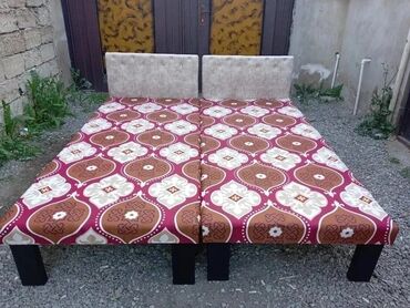 Mebellərin yığılması: Təzə çarpayılar. 1 nəfərlik çarpayılar 60manat. 2 nəfərlik taxt — 27